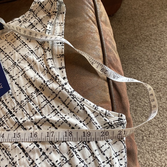 Apt 9 XL sleeveless top. - Picture 7 of 7